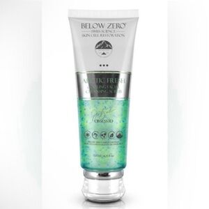 Below Zero Arctic Fresh Cooling Facial Cleansing Scrub ~ Retail $150